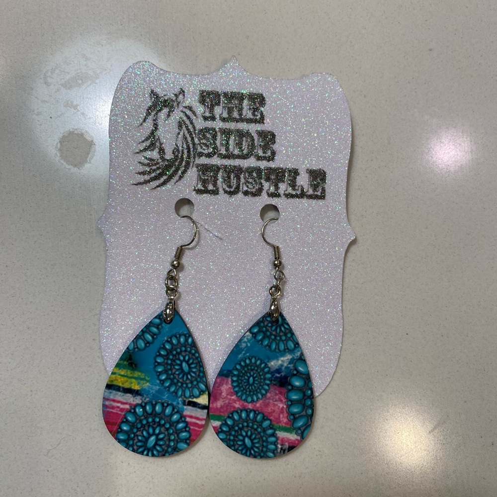 NWT Handcrafted Dangling Earrings